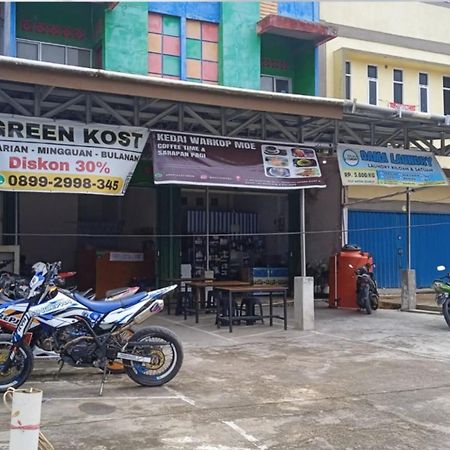 Greenkost Sintang Exterior photo