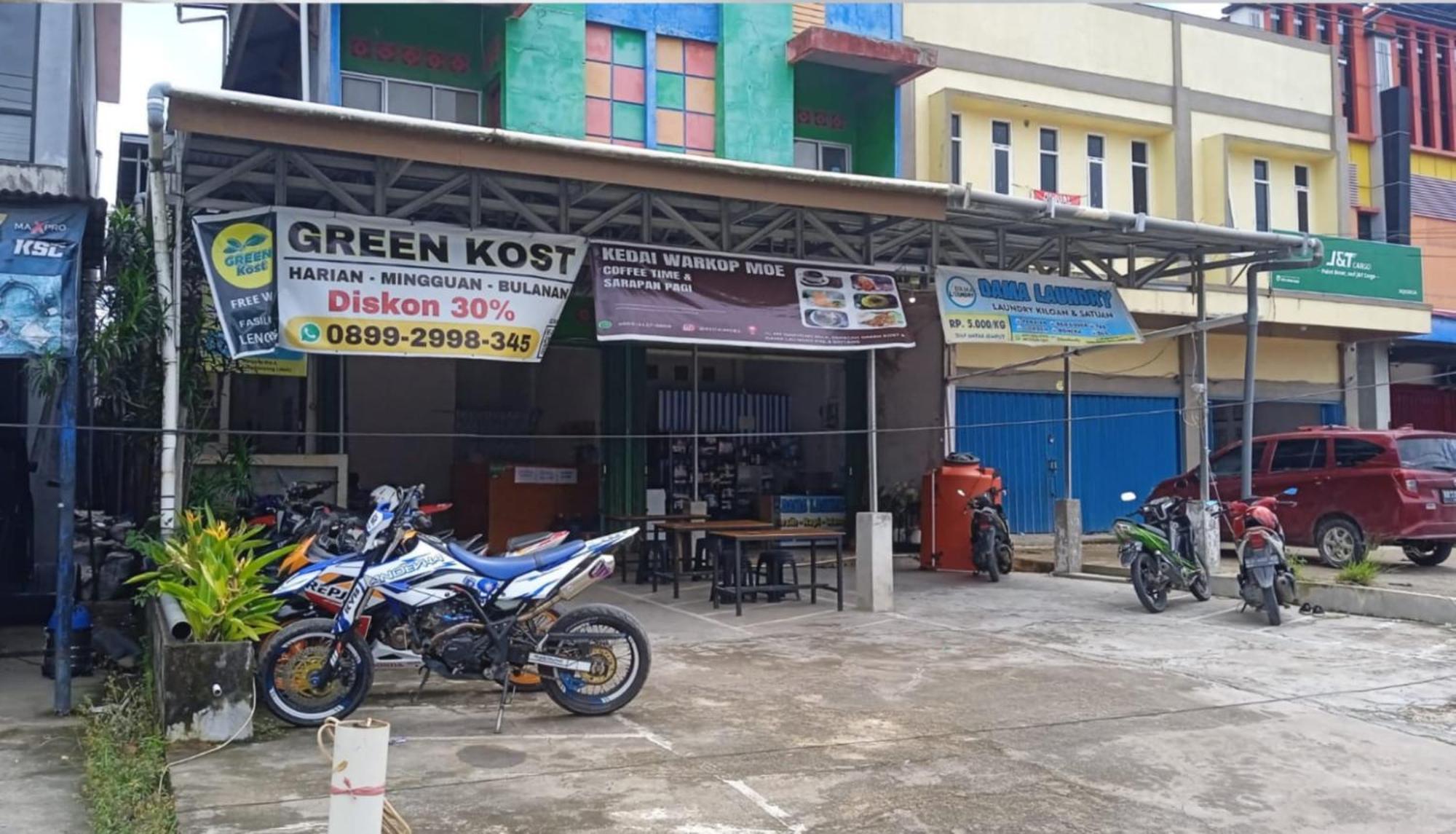 Greenkost Sintang Exterior photo